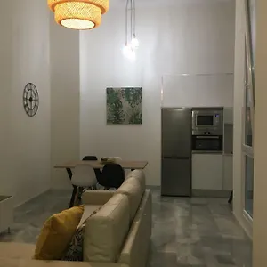 Nuevo En Casa Tipo Palacio , Cadice Spagna