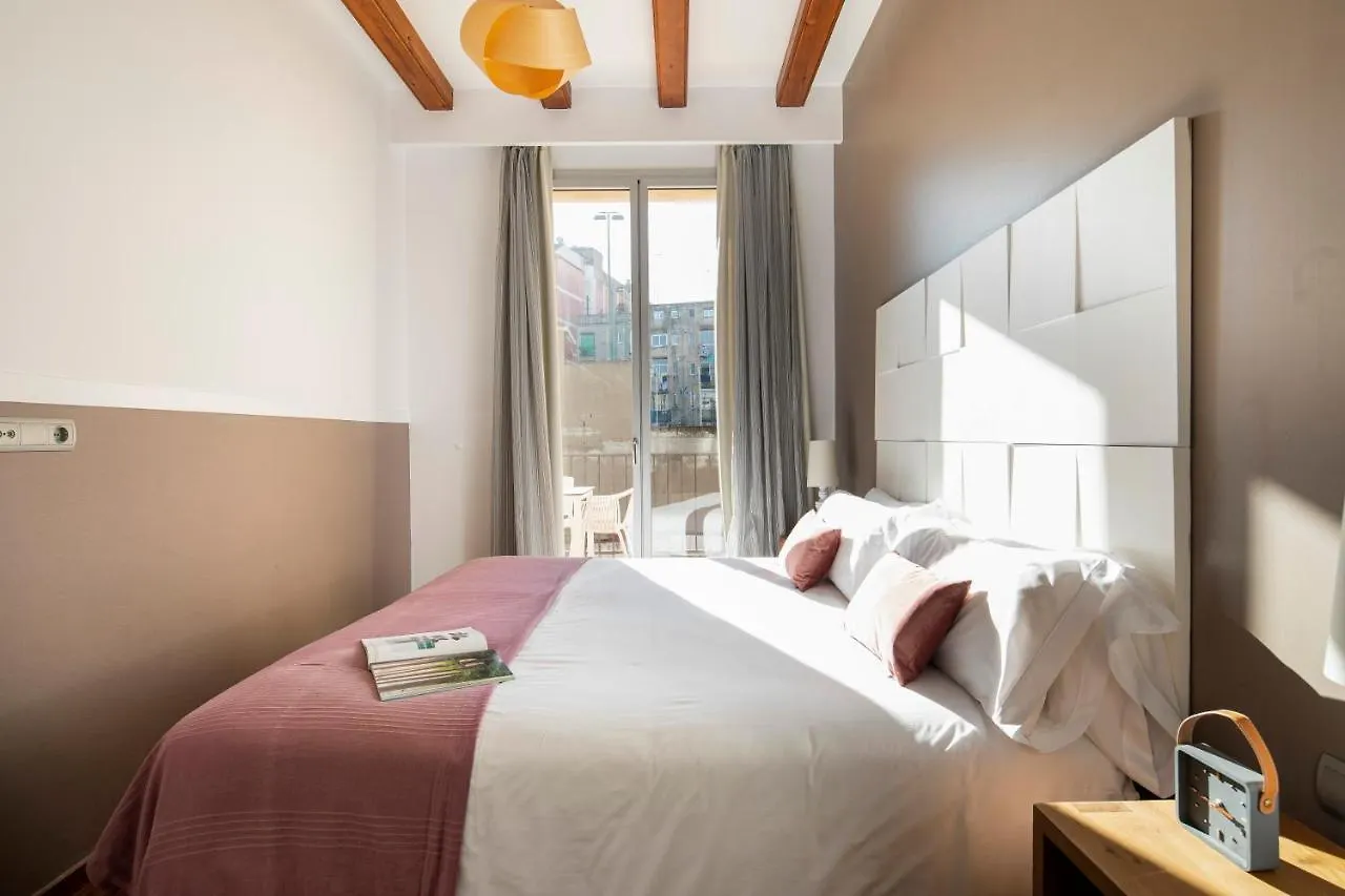 Aspasios Market Balconies Apartments バルセロナ